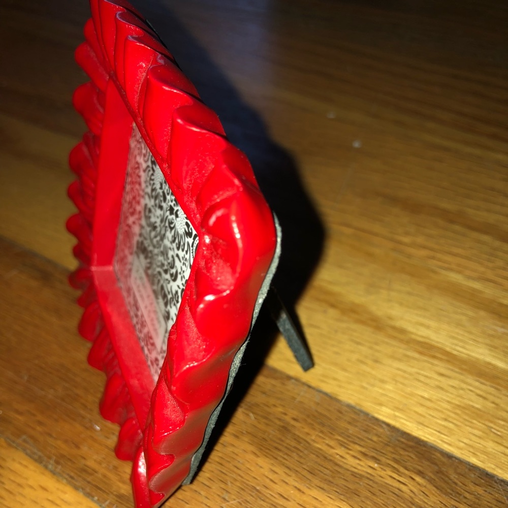 Frame - Picture 2 of 4